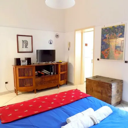 Apartment Wonderful - 5 Minutes Walking From The Beach Bari