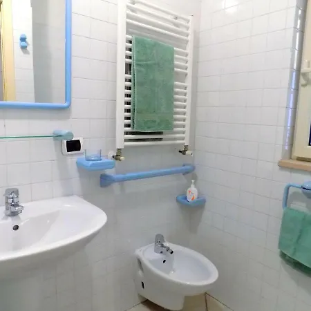 Wonderful - 5 Minutes Walking From The Beach