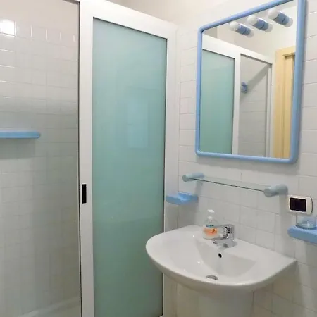 Wonderful - 5 Minutes Walking From The Beach